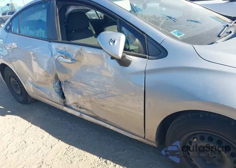 2017 Chevrolet Cruze Ls Auto z USA, uszkodzony, nr VIN 1G1BC5SM7H7154617